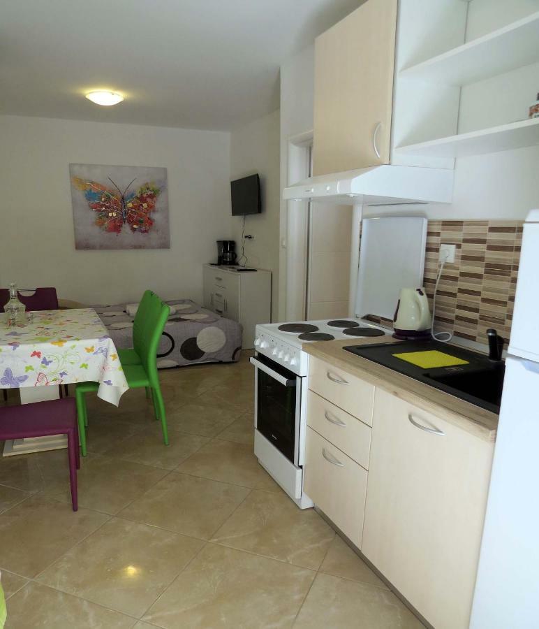 Apartman Jakir 巴什卡沃达 外观 照片